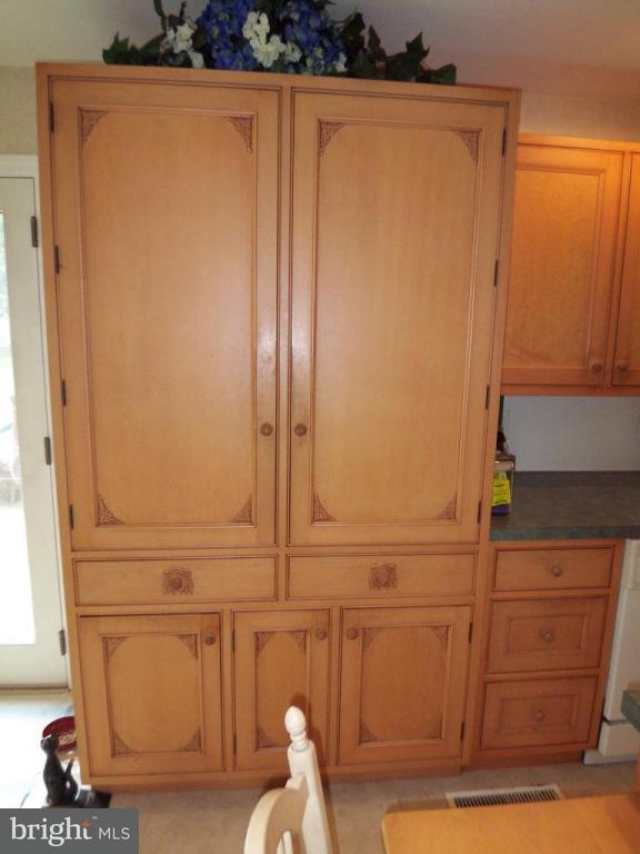 396 Windy Tor Road Leola, PA 17540 - Photo 8 of 13