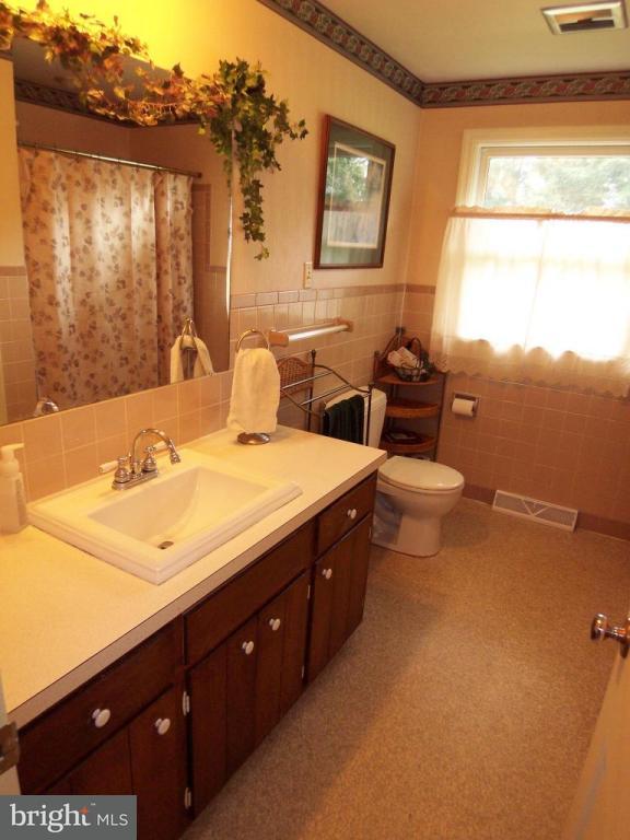 396 Windy Tor Road Leola, PA 17540 - Photo 9 of 13