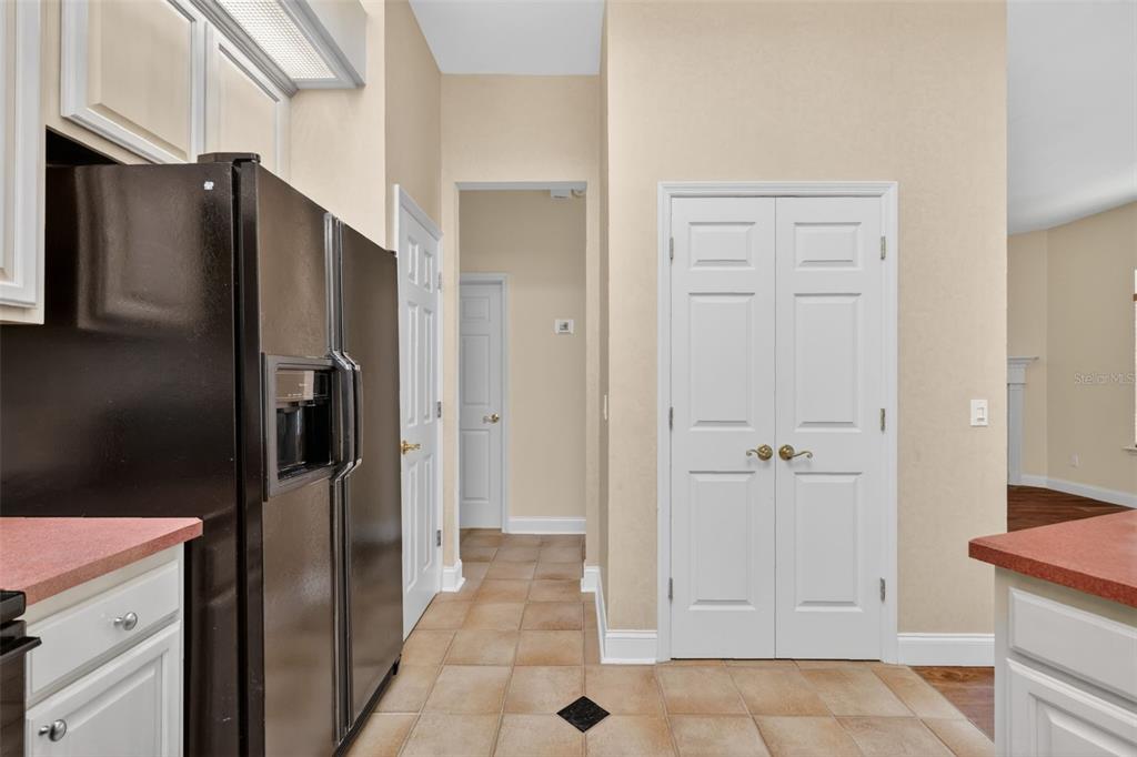 10370 Southwest 51 Lane Gainesville, FL 32608 - Photo 15 of 34