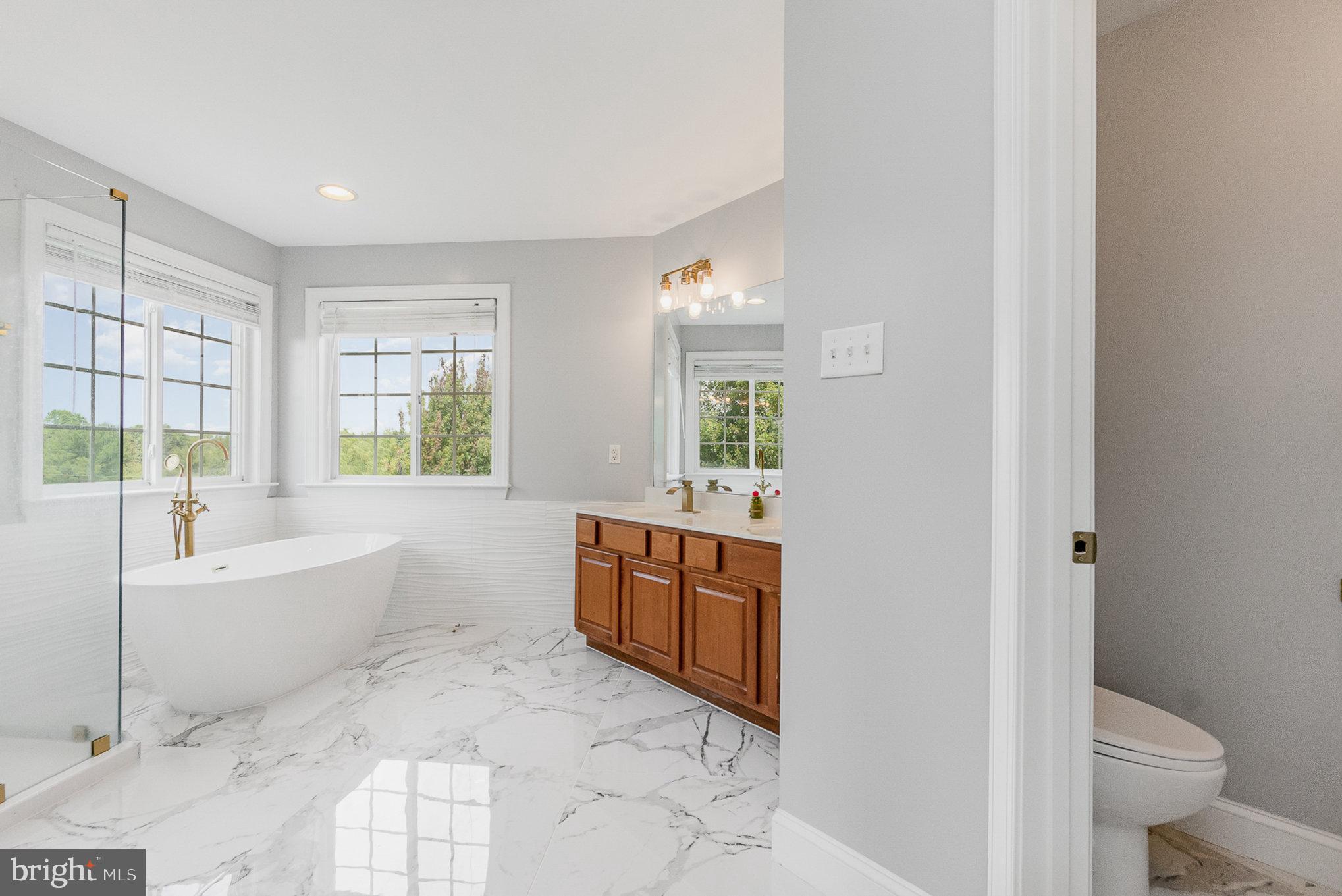 2121 Traceys Road Sparks Glencoe, MD 21152 - Photo 42 of 74 Beautiful marble floors