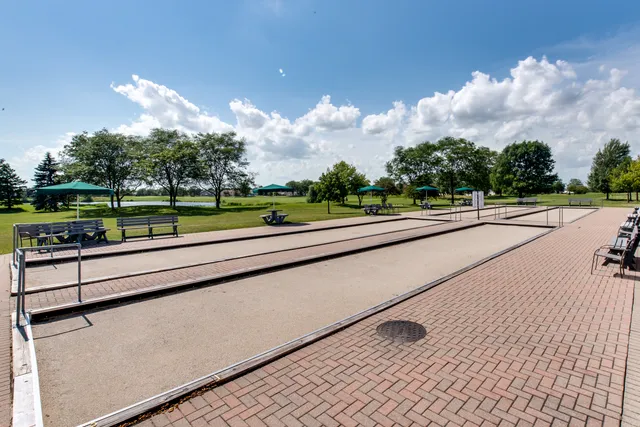 $222,500 | 13931 South Bristlecone Drive, Unit A, Plainfield, IL 60544