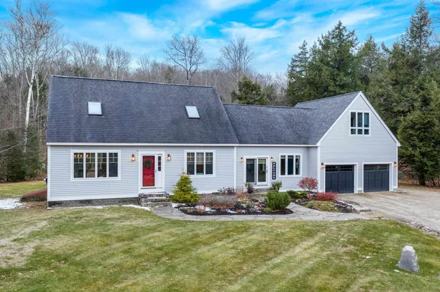 $685,000 | 47 Puckerbrush Road, Campton, NH 03223
