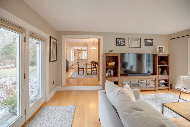 $685,000 | 47 Puckerbrush Road, Campton, NH 03223