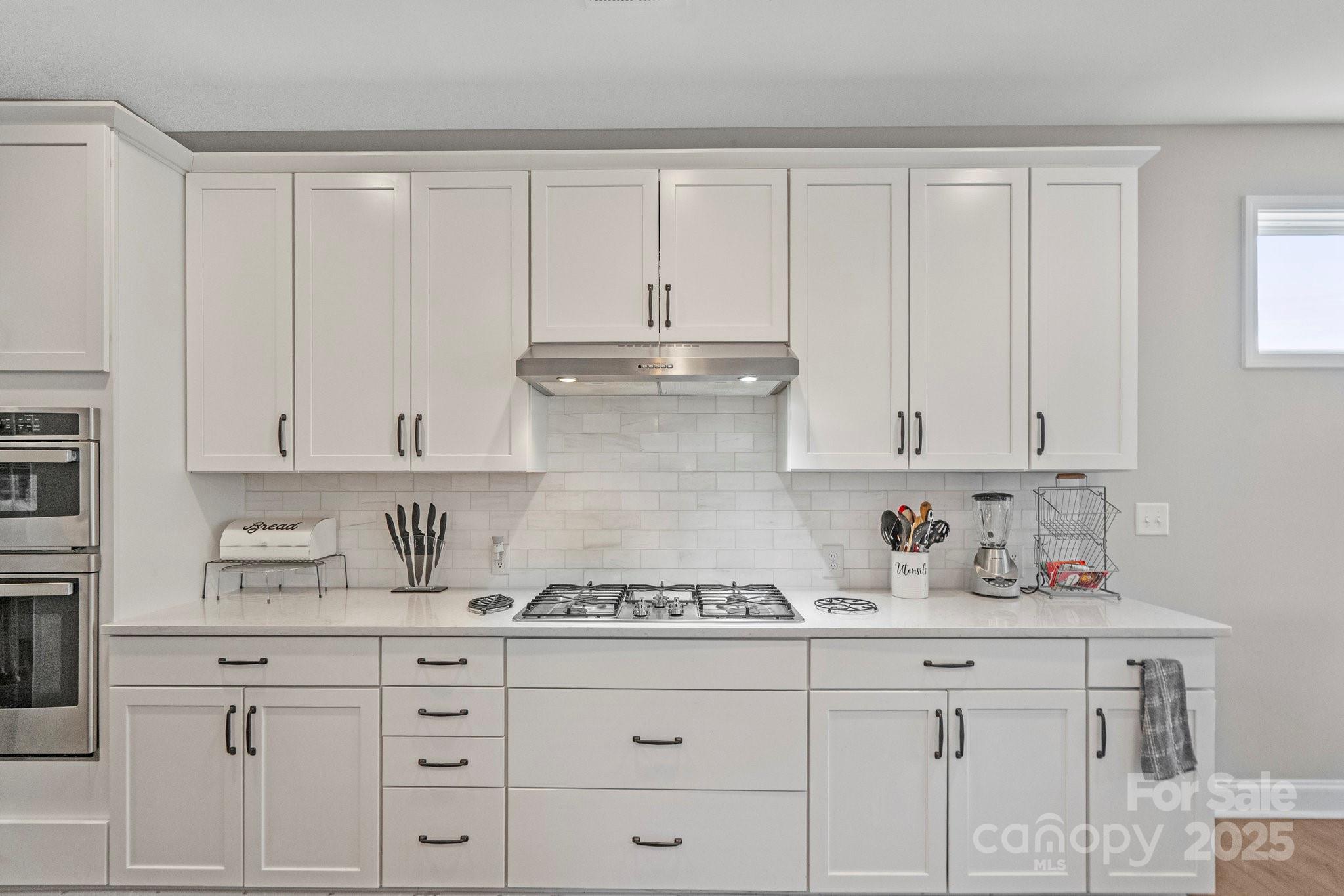 15126 Shallow Ridge Road Charlotte, NC 28278 - Photo 8 of 37 Gallery Image 8