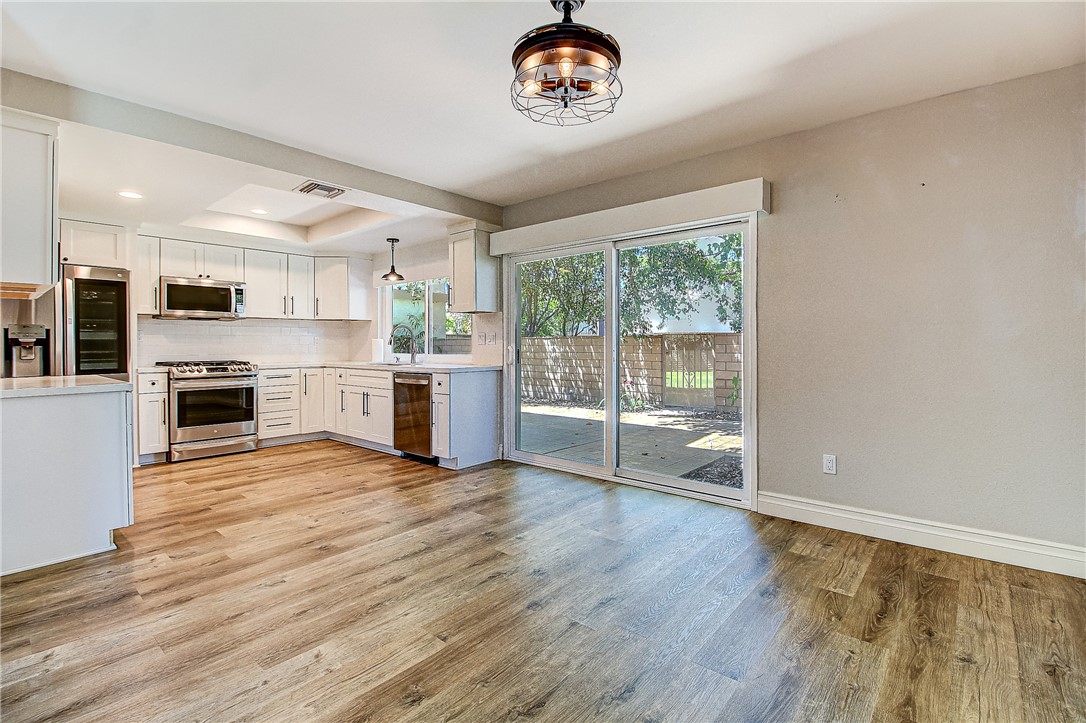 2655 Doubletree Riverside, CA 92506 - Photo 12 of 35