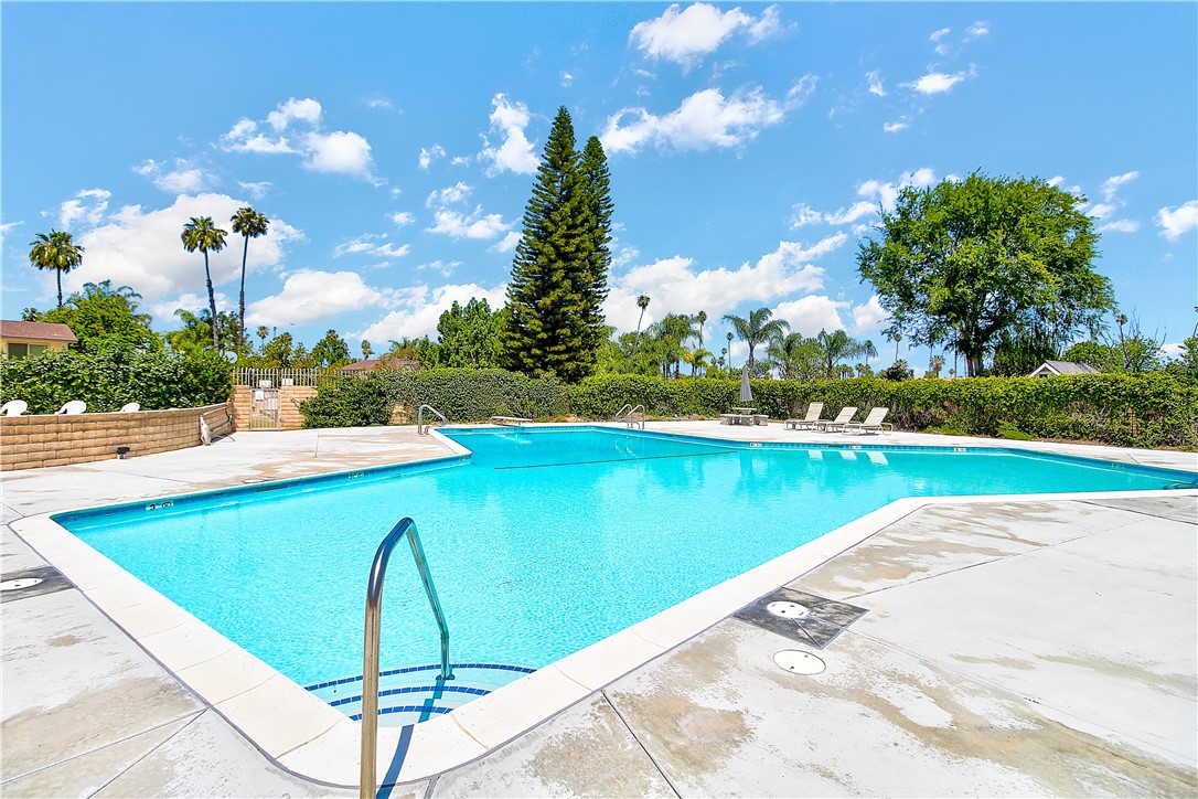 2655 Doubletree Riverside, CA 92506 - Photo 33 of 35