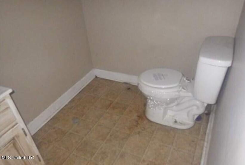 1224 Highway 25 Carthage, MS 39051 - Photo 9 of 13 8