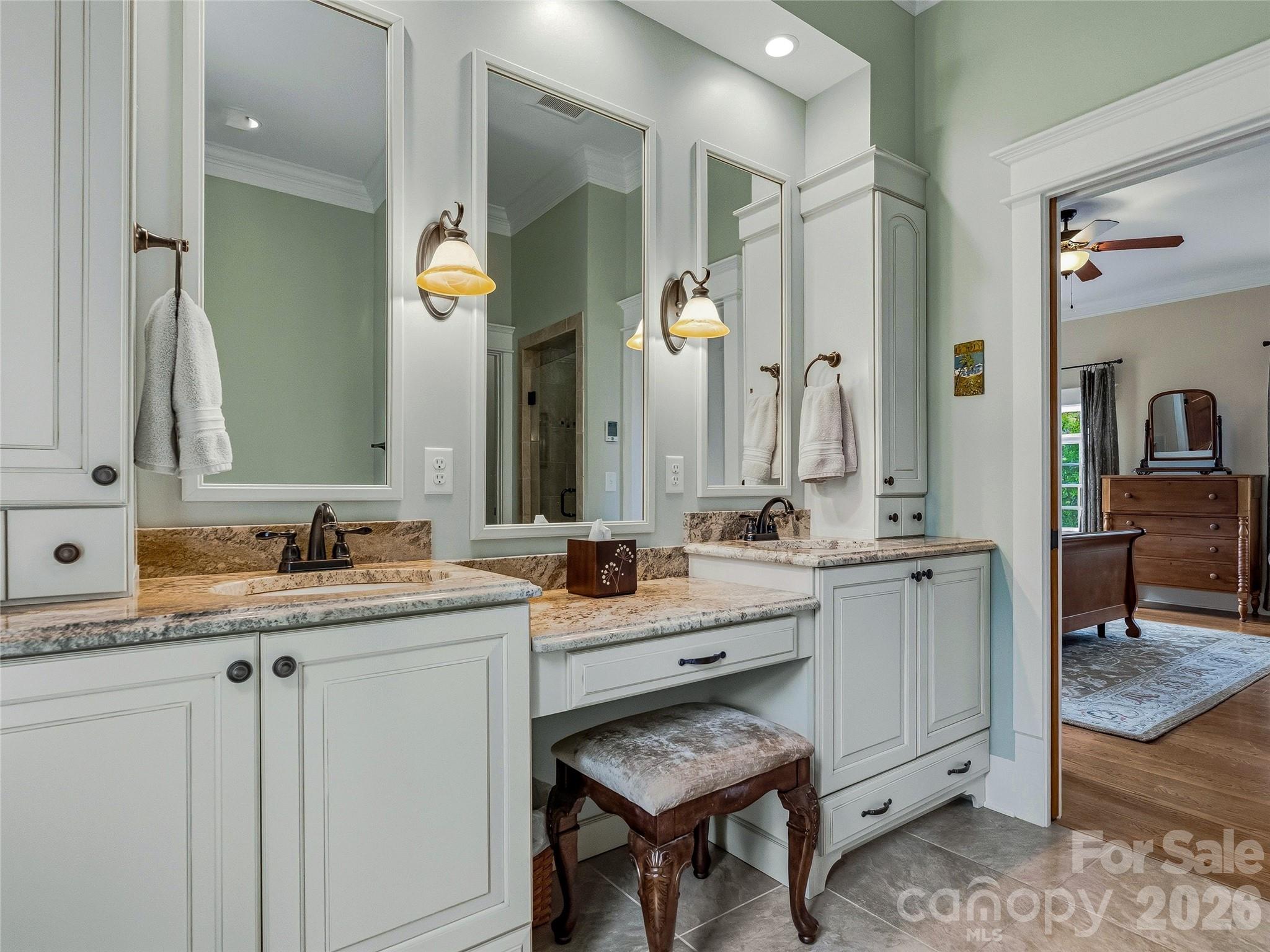 76 Edgelawn Road Asheville, NC 28804 - Photo 21 of 48