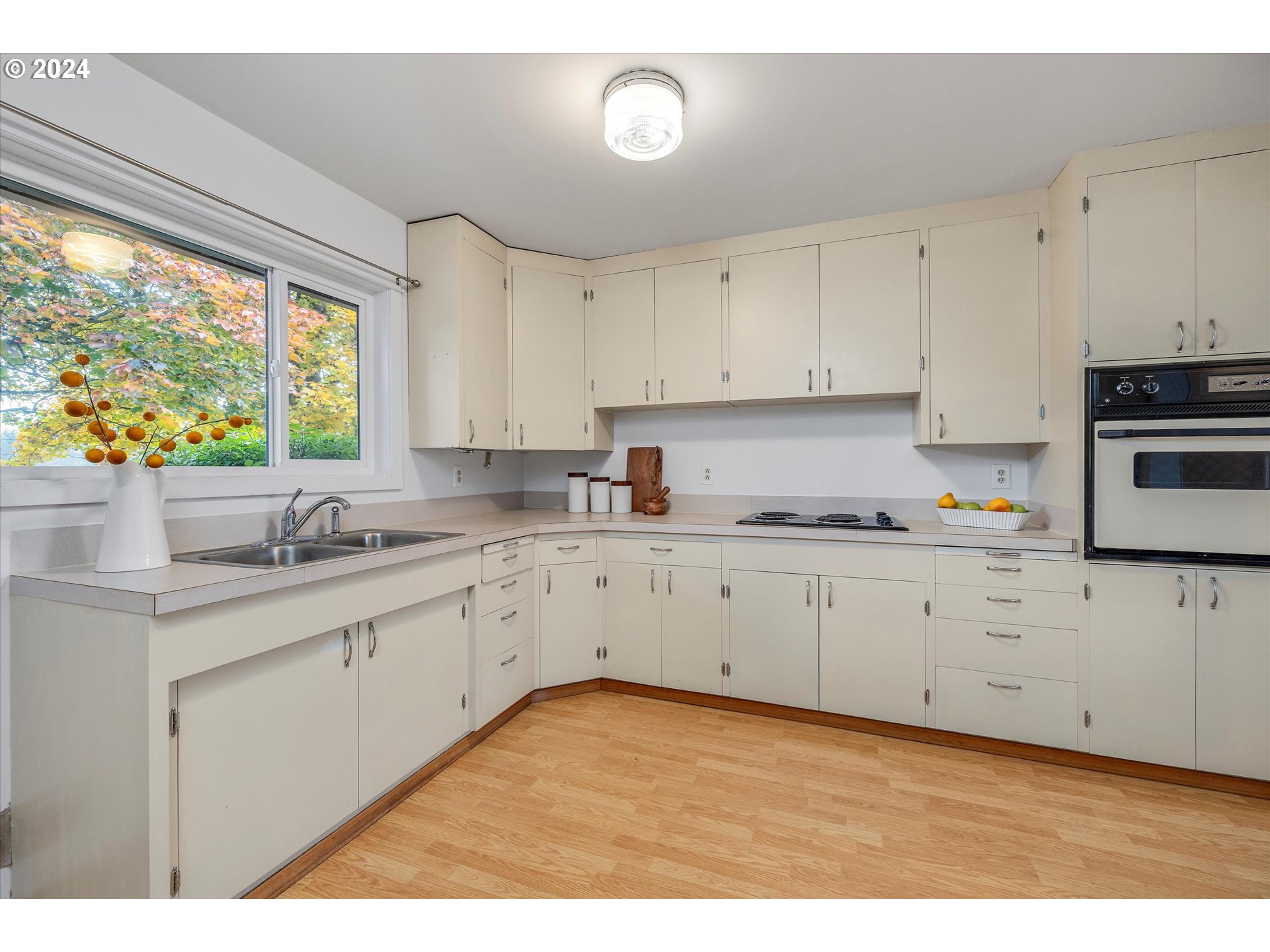 2996 Kusisto Road Hood River, OR 97031 - Photo 19 of 44 Gallery Image 19