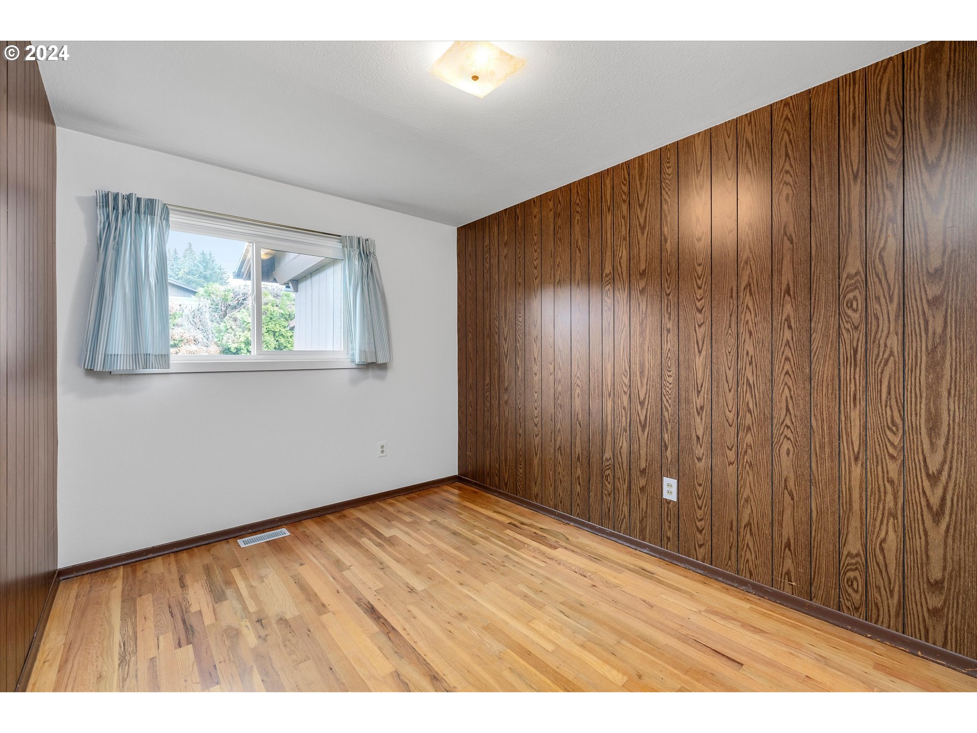 2996 Kusisto Road Hood River, OR 97031 - Photo 28 of 44 Gallery Image 28