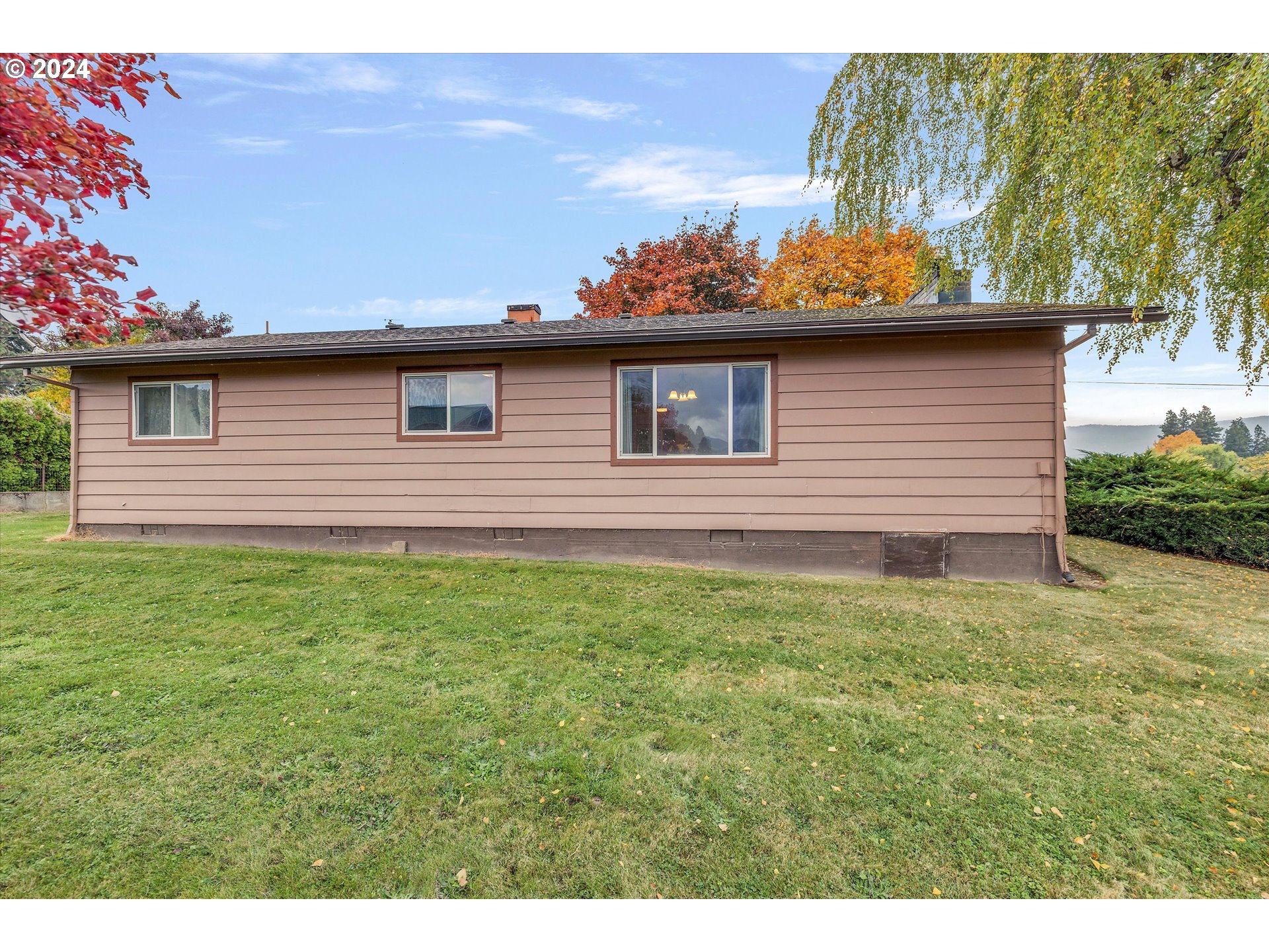 2996 Kusisto Road Hood River, OR 97031 - Photo 10 of 44 Gallery Image 10