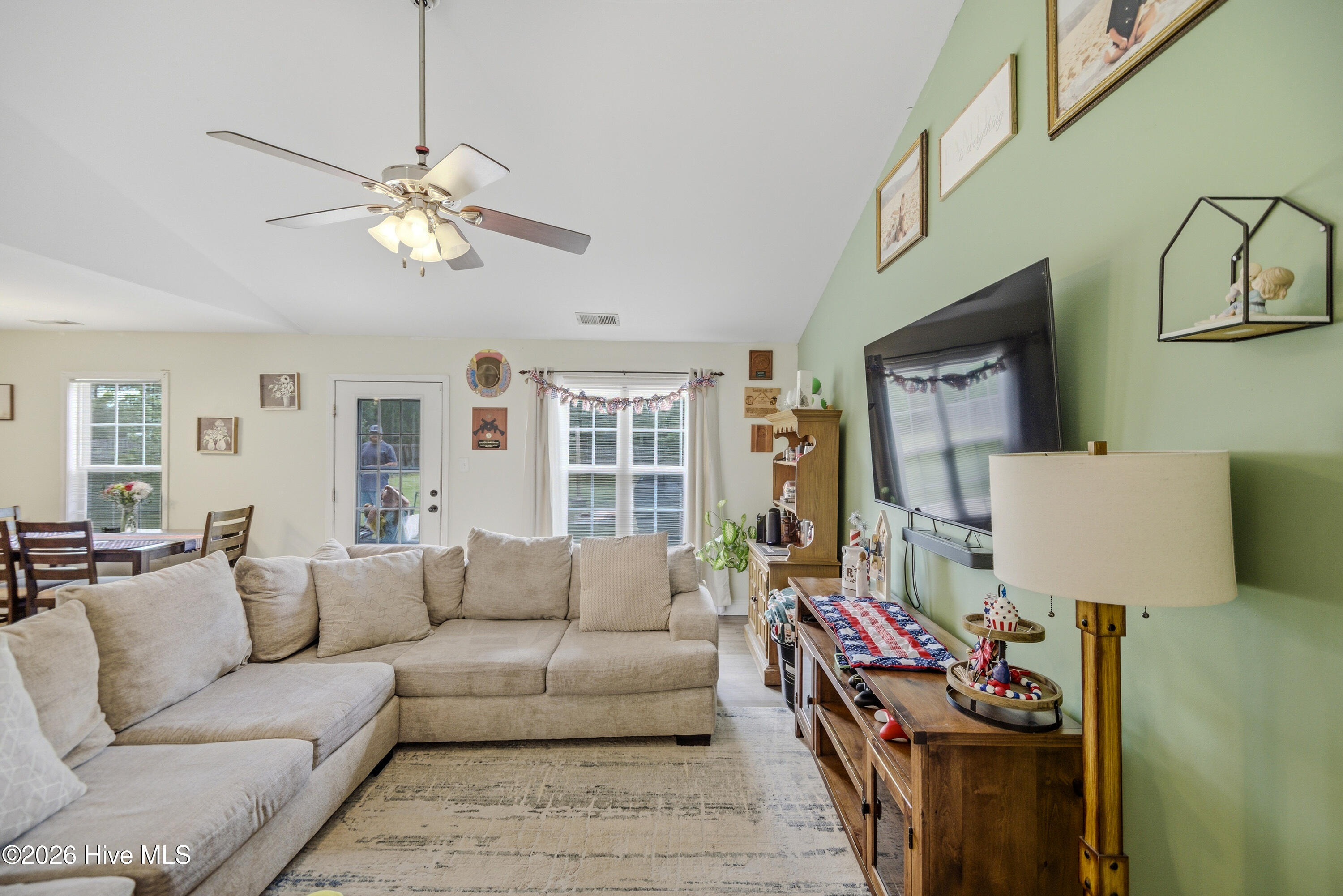 104 Van Riggs Road Hubert, NC 28539 - Photo 7 of 35 398A2078