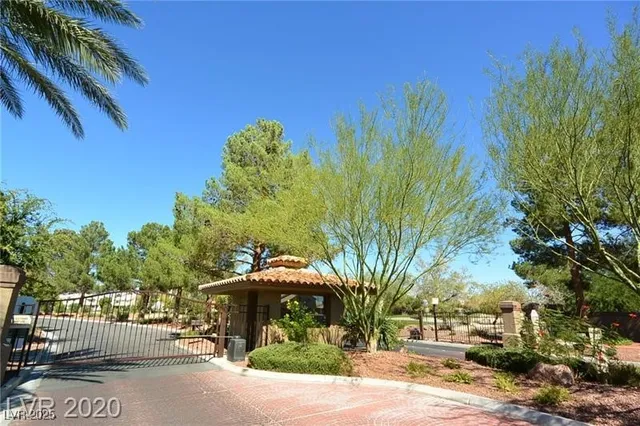 $339,000 | 4900 Black Bear Road, Unit 204, Las Vegas, NV 89149