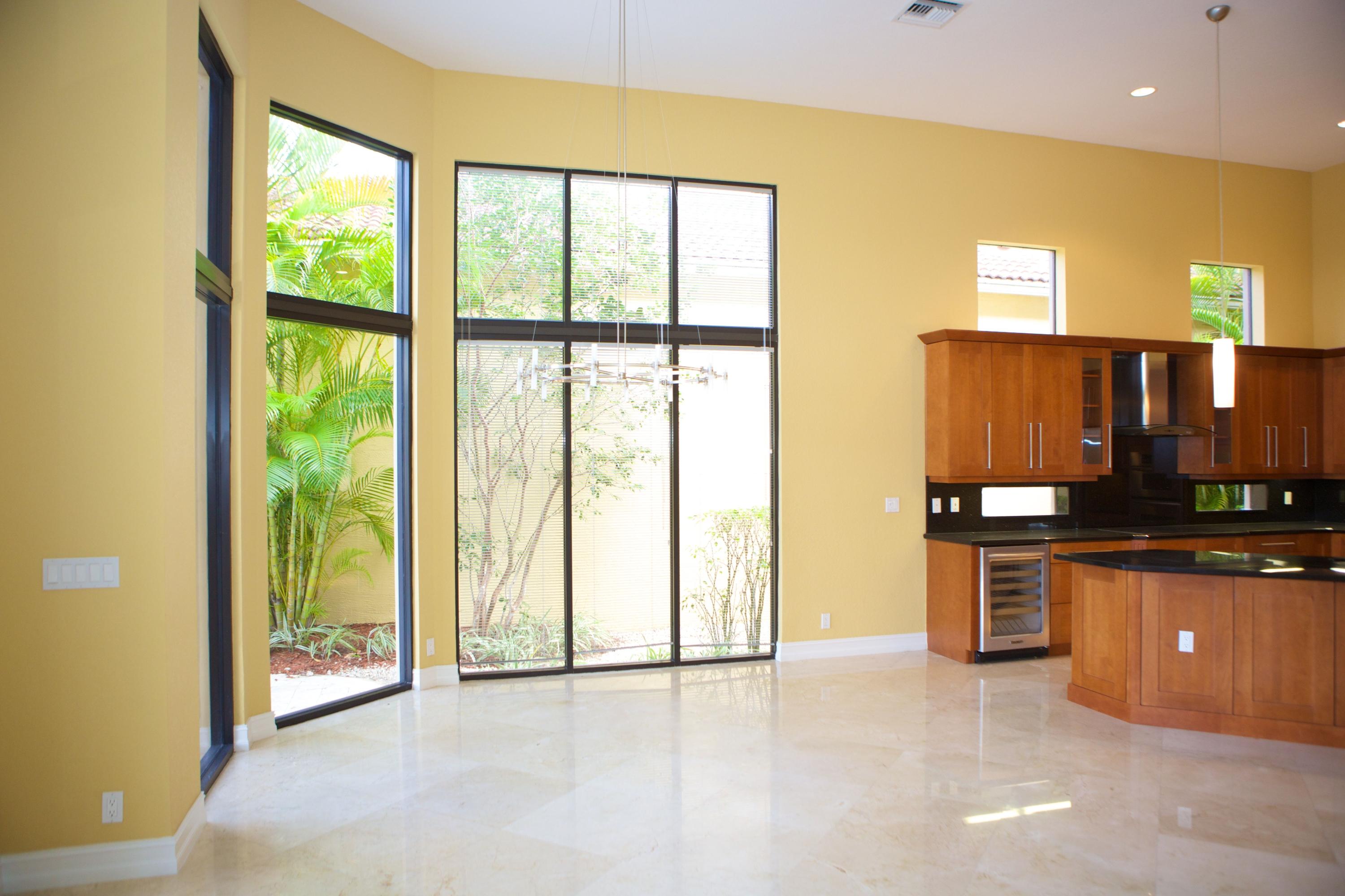 17995 Lake Azure Way Boca Raton, FL 33496 - Photo 11 of 61 Breakfast area