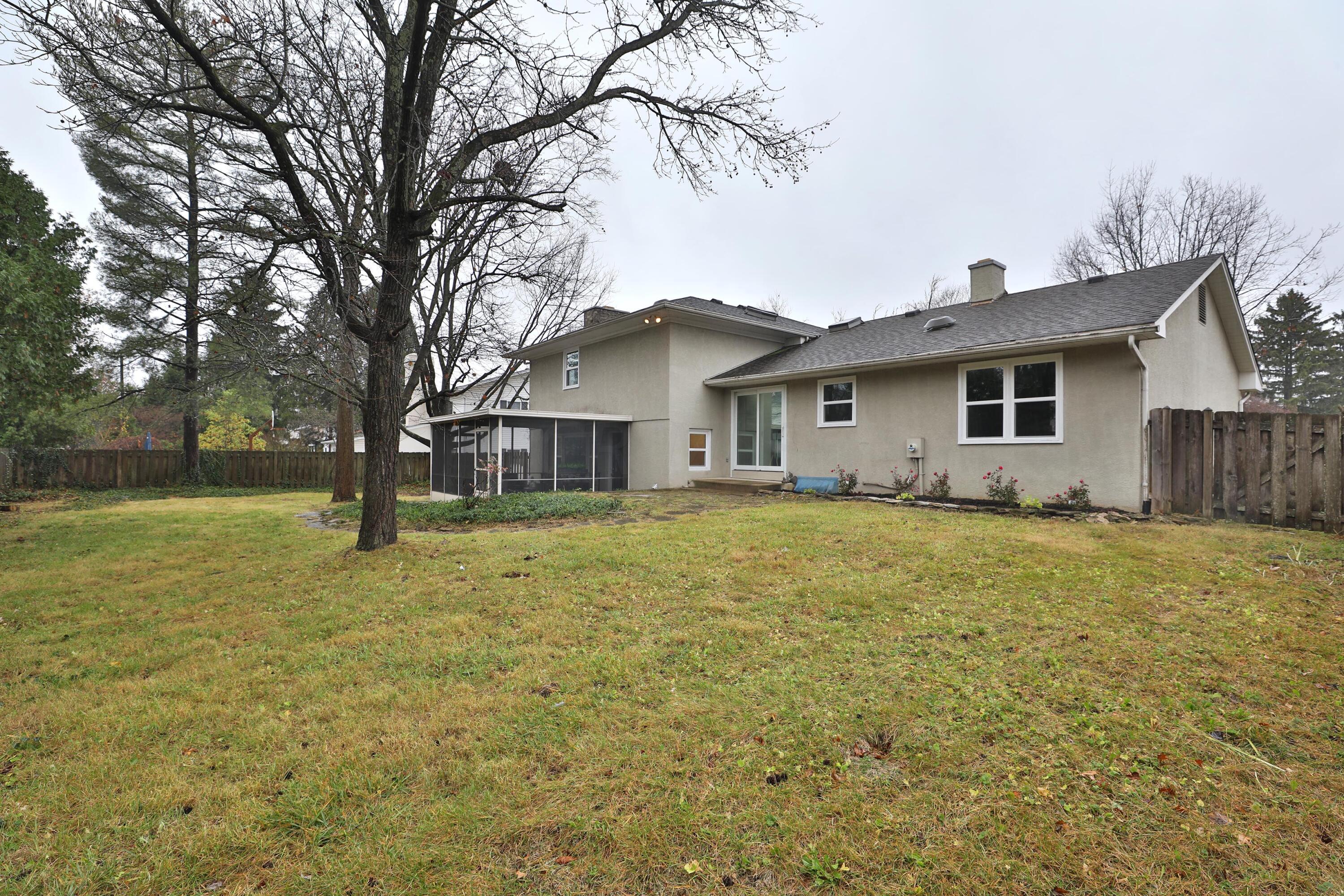 2217 Haverford Road Columbus, OH 43220 - Photo 46 of 50 2217-Haverford-52