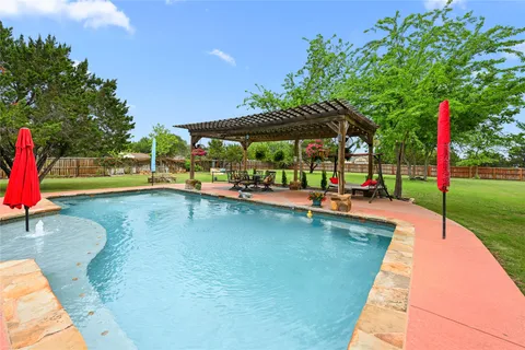 $850,000 | 112 Hobby Horse, Liberty Hill, TX 78642