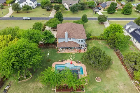 $850,000 | 112 Hobby Horse, Liberty Hill, TX 78642