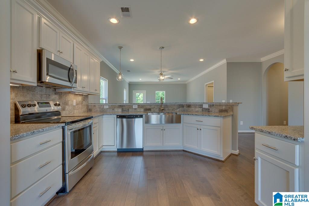127 Sunset Lane Jemison, AL 35085 - Photo 6 of 28