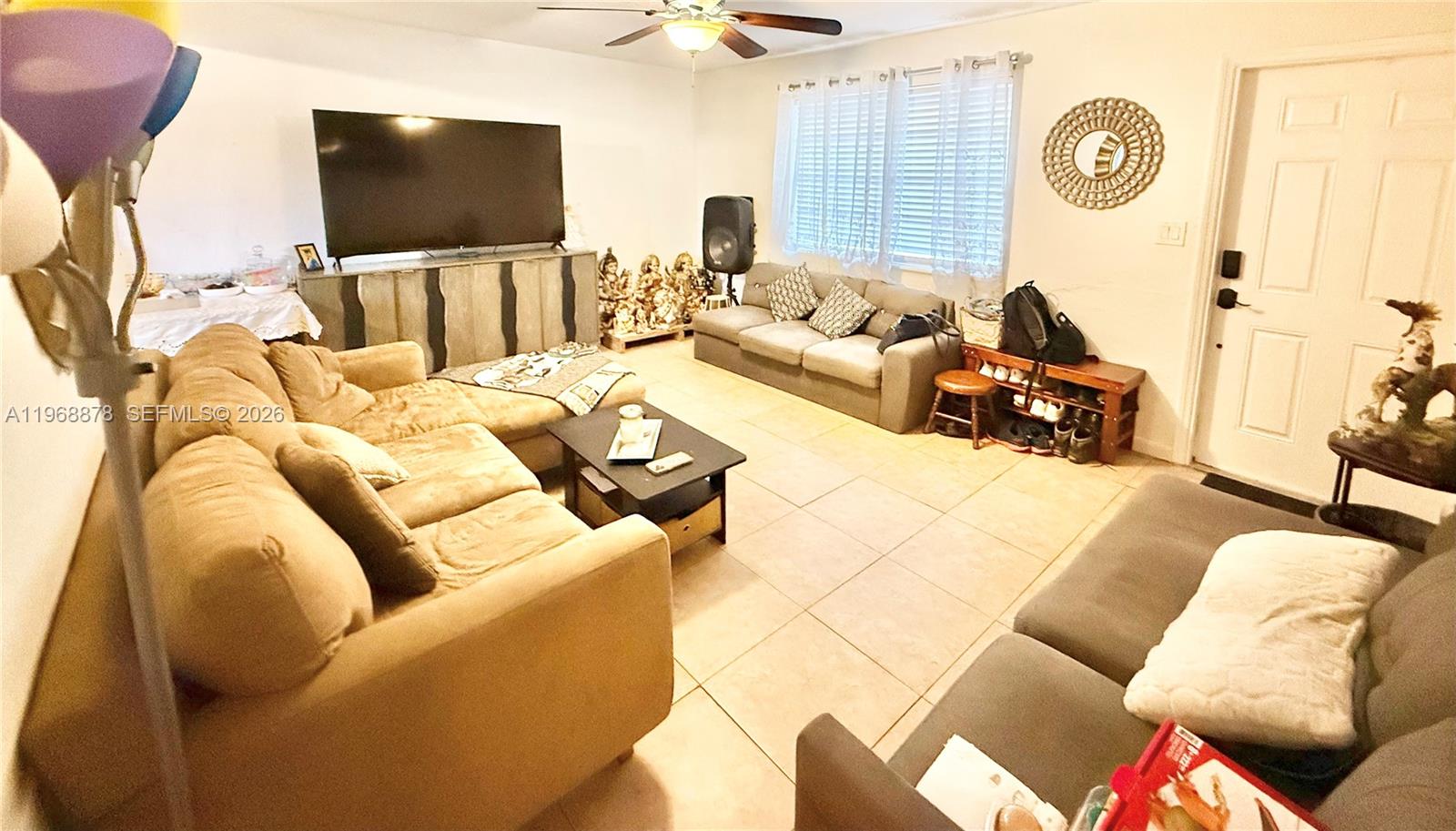 2306 Simms Street Hollywood, FL 33020 - Photo 12 of 26 Unit #1 Living area
