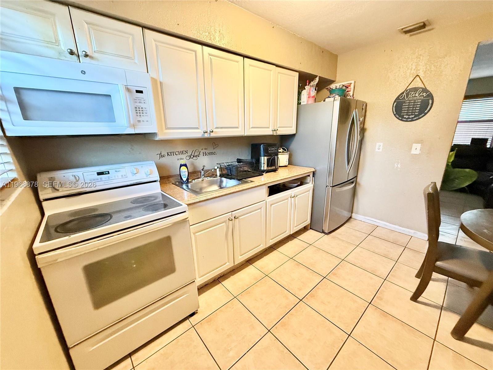 2306 Simms Street Hollywood, FL 33020 - Photo 2 of 26 Unit #2