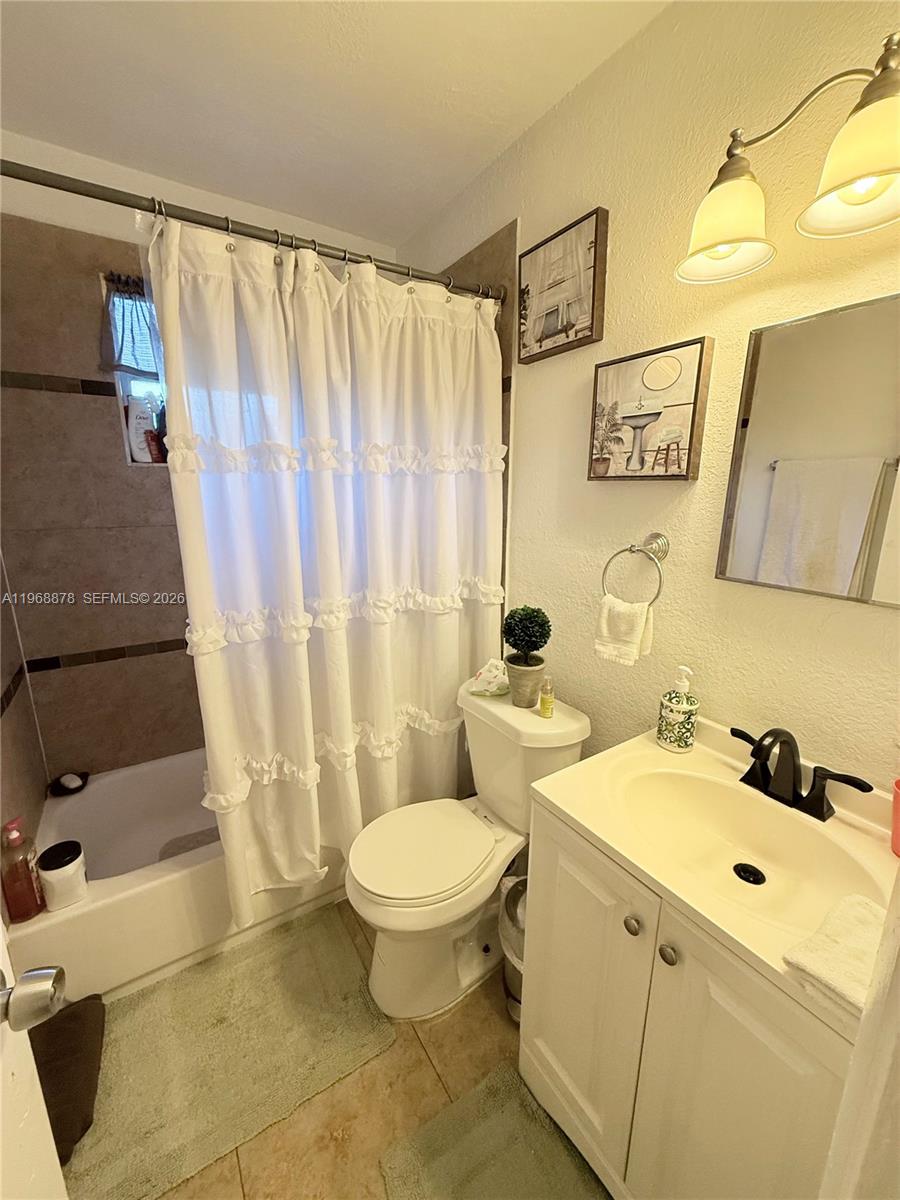 2306 Simms Street Hollywood, FL 33020 - Photo 23 of 26