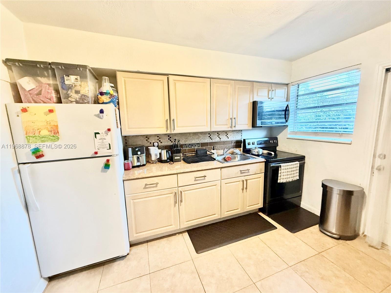 2306 Simms Street Hollywood, FL 33020 - Photo 9 of 26 Unit #1