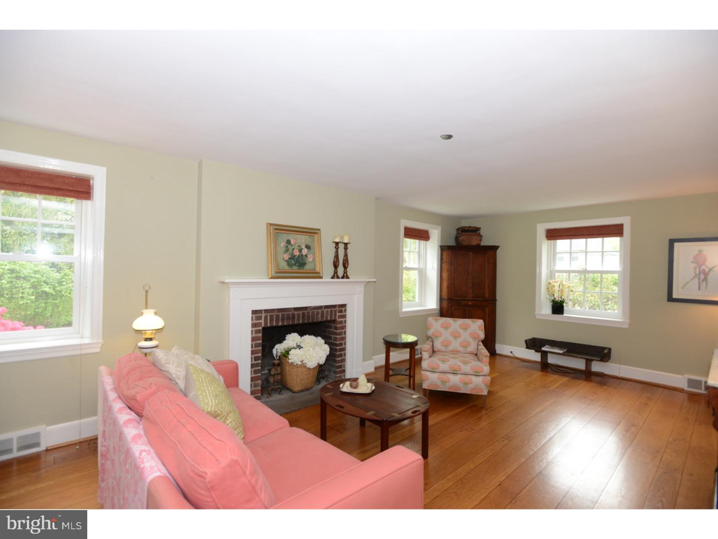 611 Manor Road Narberth, PA 19096 - Photo 12 of 24 Living Room