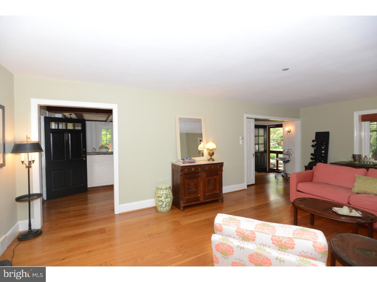 611 Manor Road Narberth, PA 19096 - Photo 10 of 24 Living Room
