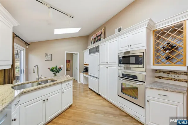 $989,000 | 119 Herrick Road, Wayne, NJ 07470