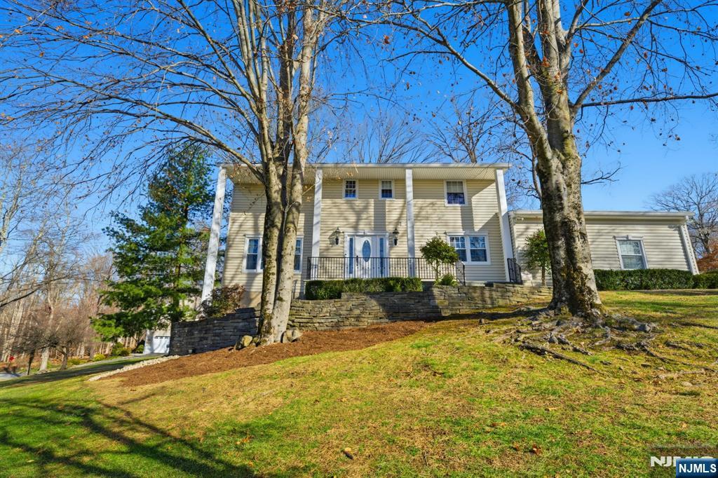 119 Herrick Road Wayne, NJ 07470 - Photo 2 of 47