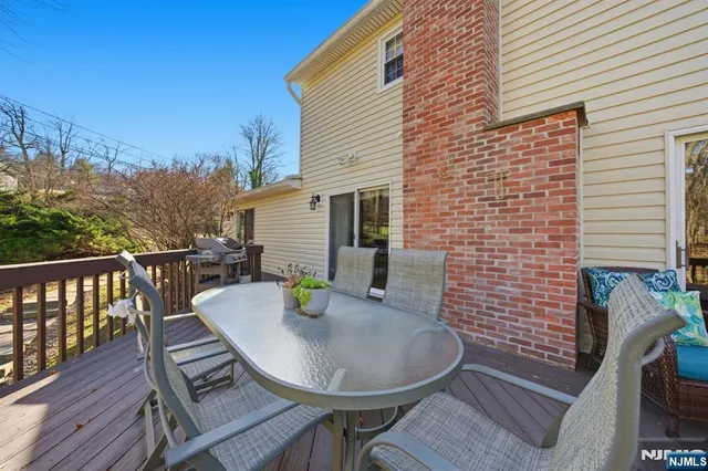 $989,000 | 119 Herrick Road, Wayne, NJ 07470