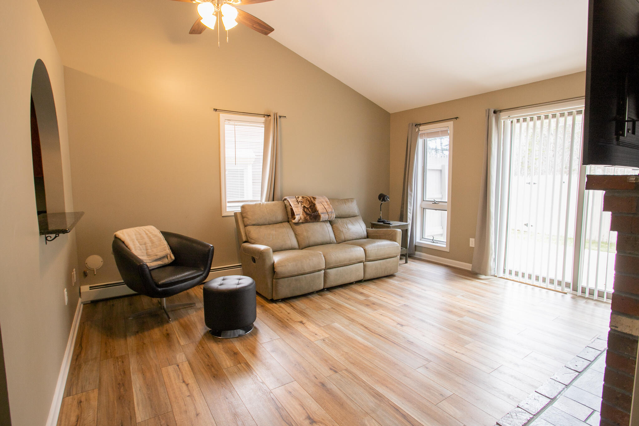 10 Hubbard Farms Road, Unit 6 Orono, ME 04473 - Photo 12 of 24 IMG_0088