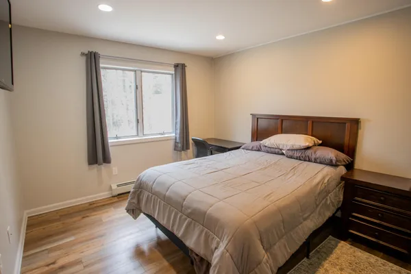 $189,900 | 10 Hubbard Farms Road, Unit 6, Orono, ME 04473