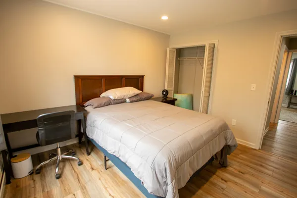 $189,900 | 10 Hubbard Farms Road, Unit 6, Orono, ME 04473