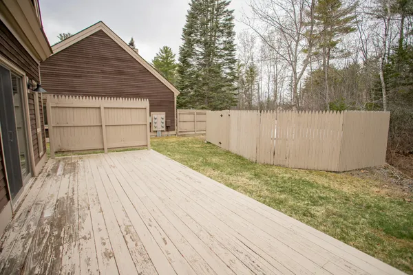 $189,900 | 10 Hubbard Farms Road, Unit 6, Orono, ME 04473
