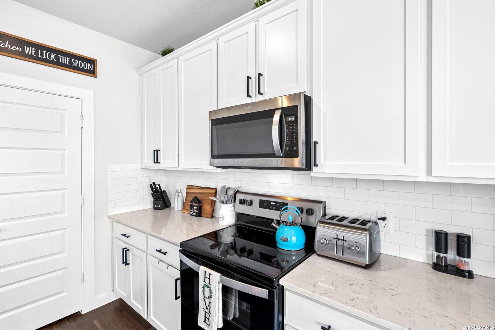 216 Brook Shadow Cibolo, TX 78108 - Photo 11 of 43