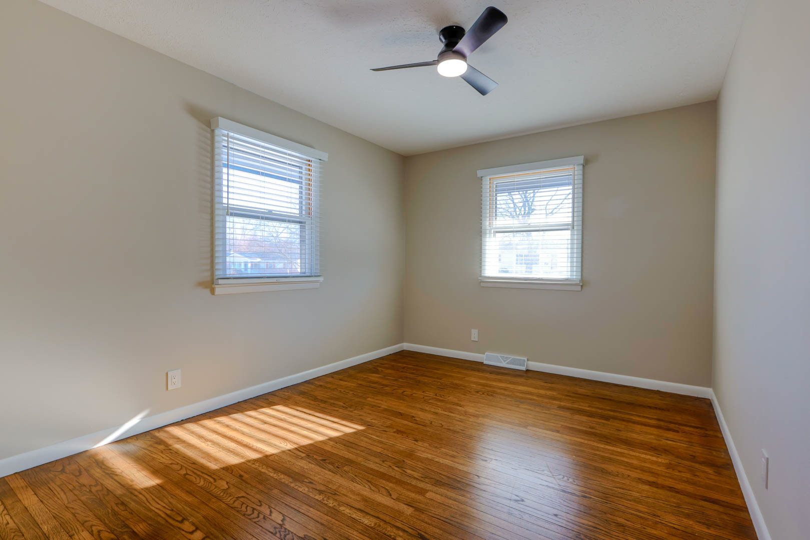 407 Grandview Drive Normal, IL 61761 - Photo 16 of 34