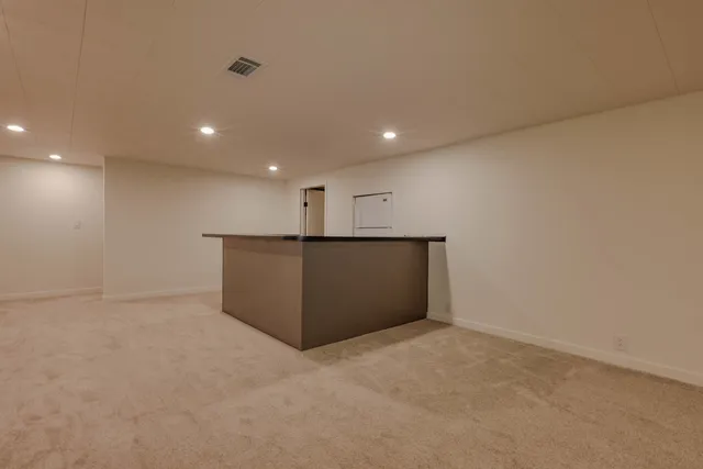 $320,000 | 407 Grandview Drive, Normal, IL 61761