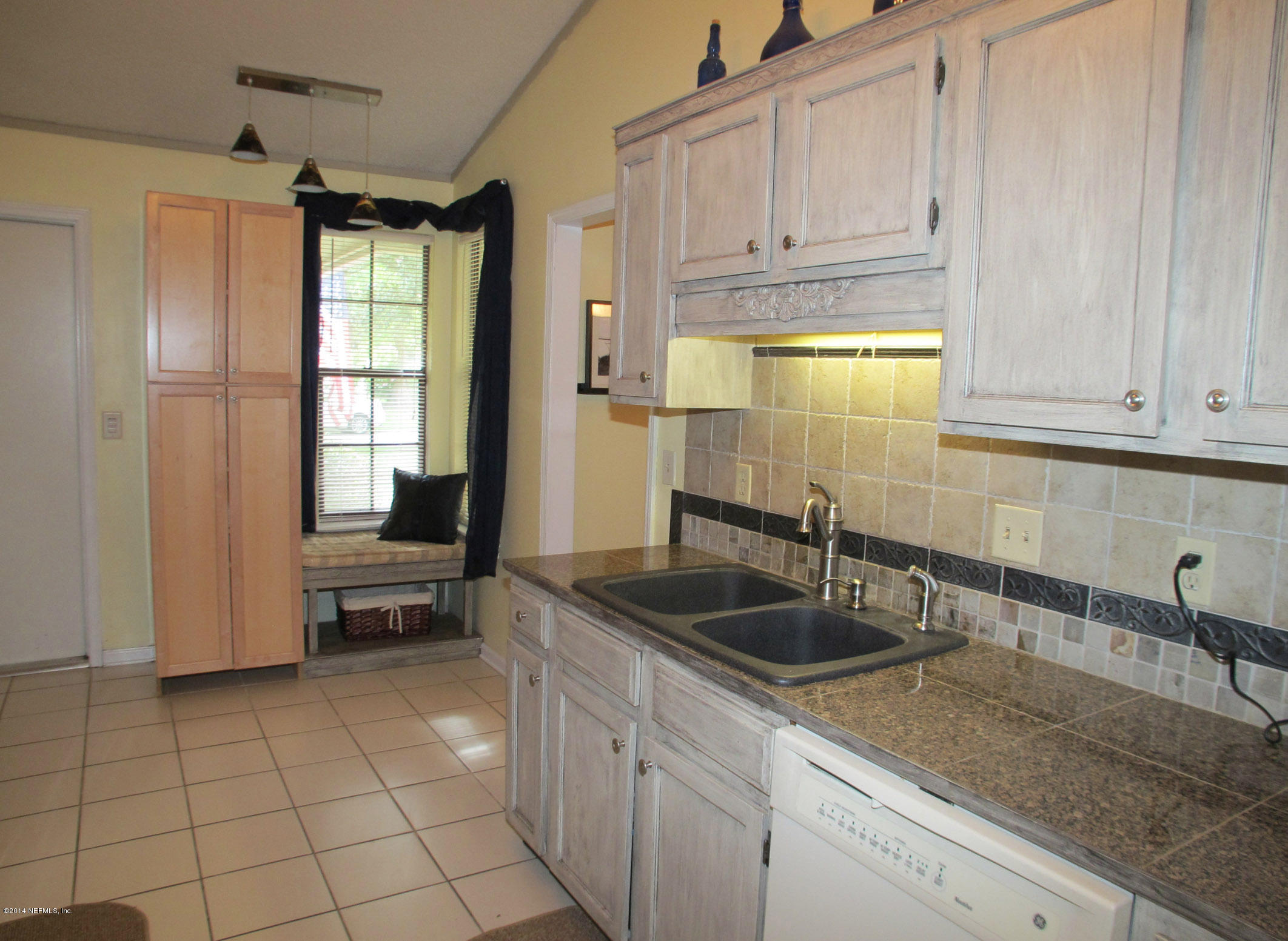 9958 Hawks Hollow Road Jacksonville, FL 32257 - Photo 16 of 22 Kitchen View 3