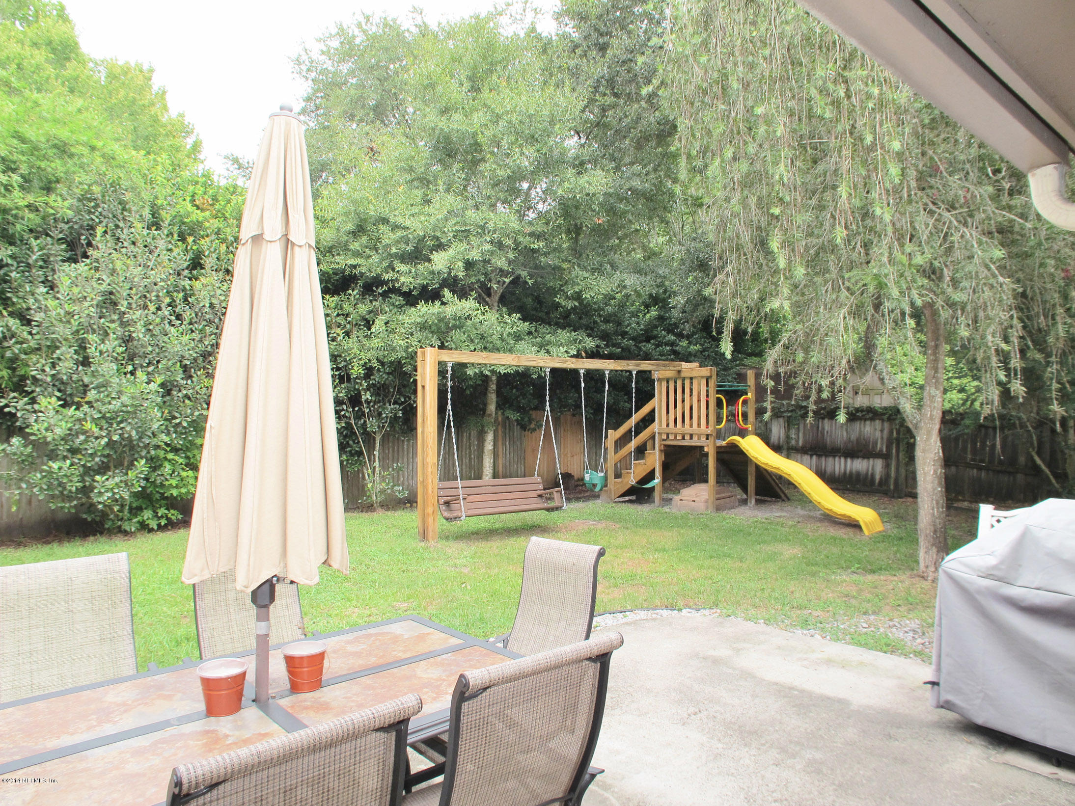 9958 Hawks Hollow Road Jacksonville, FL 32257 - Photo 9 of 22 Backyard