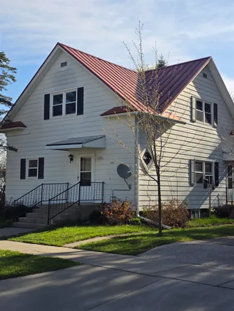 $244,900 | 215 North Oxford Street, Wautoma, WI 54982