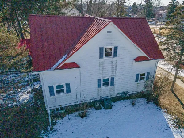 $244,900 | 215 North Oxford Street, Wautoma, WI 54982