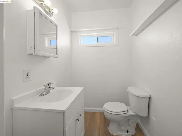 $3,100 | 400 Bissell Avenue, Unit 402, Richmond, CA 94801
