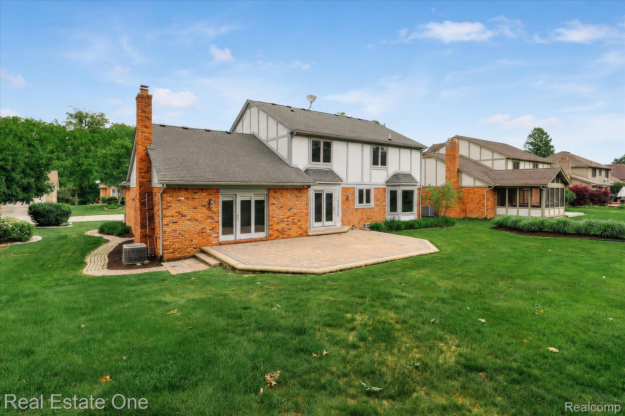 3393 Charlwood Drive Rochester, MI 48306 - Photo 52 of 60 52-059.jpg
