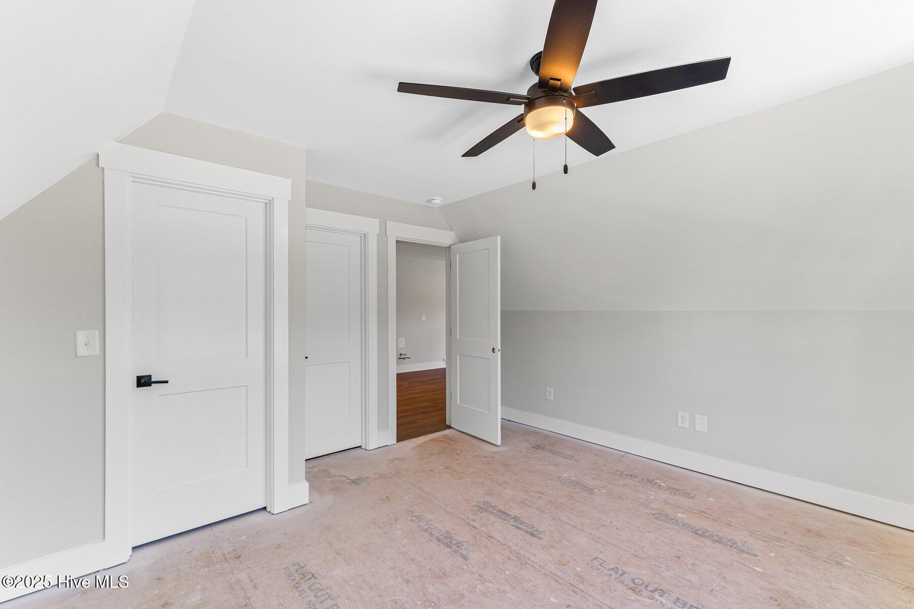404 East Blackbeard Road Wilmington, NC 28409 - Photo 40 of 67 040_404_east_blackbeard_road-40_210