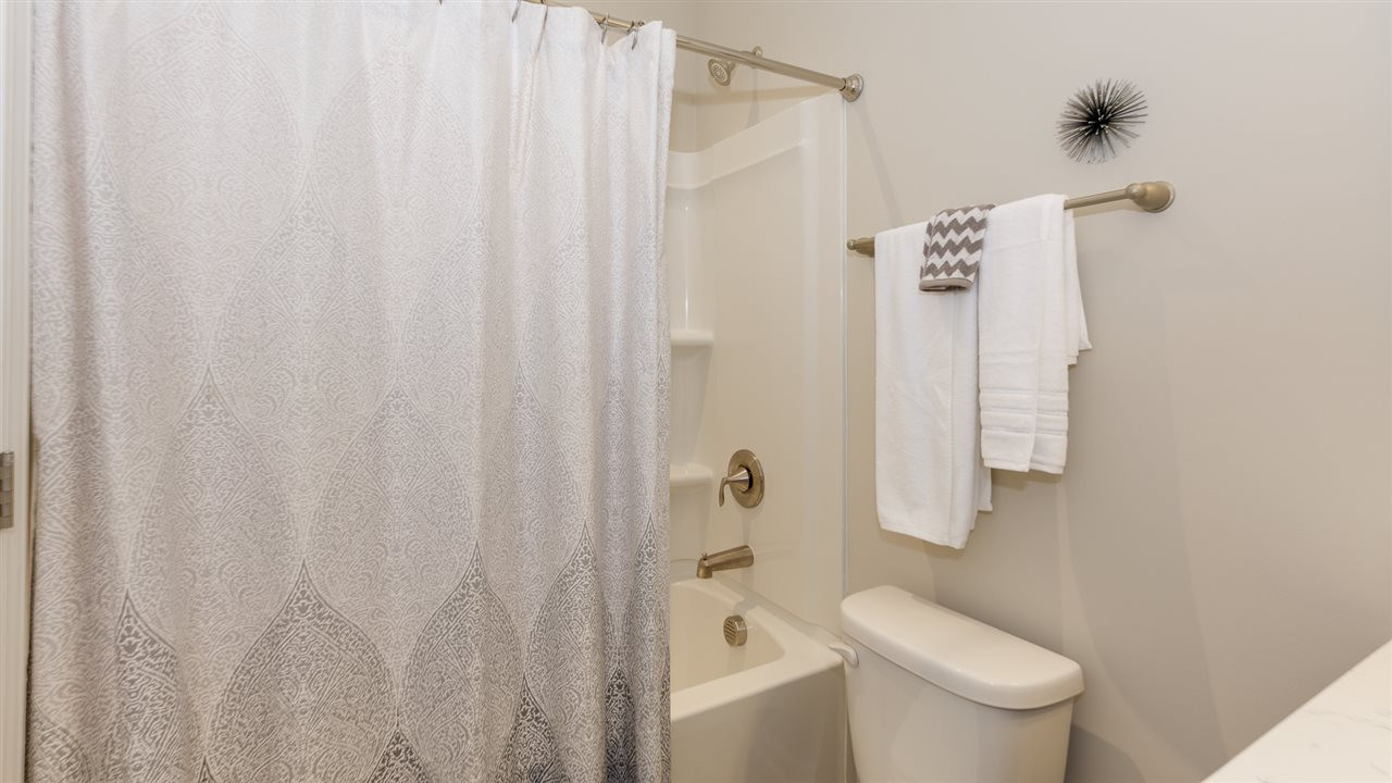 6117 Kayton Street, Unit 2190 Raleigh, NC 27616 - Photo 5 of 19 Bathroom