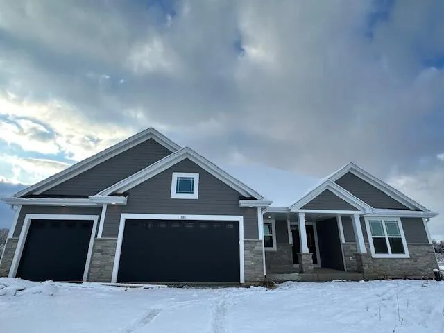 $729,990 | 621 Wickland Way, Colgate, WI 53017