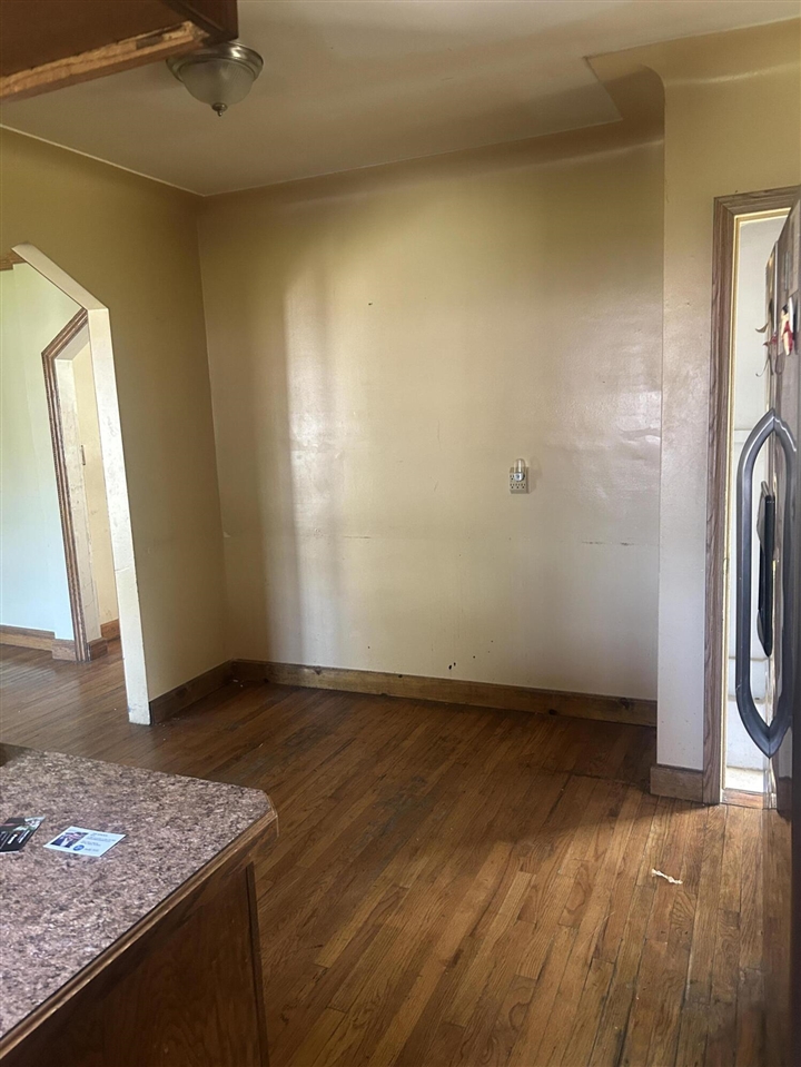 8105 Toepfer Road Warren, MI 48089 - Photo 11 of 21
