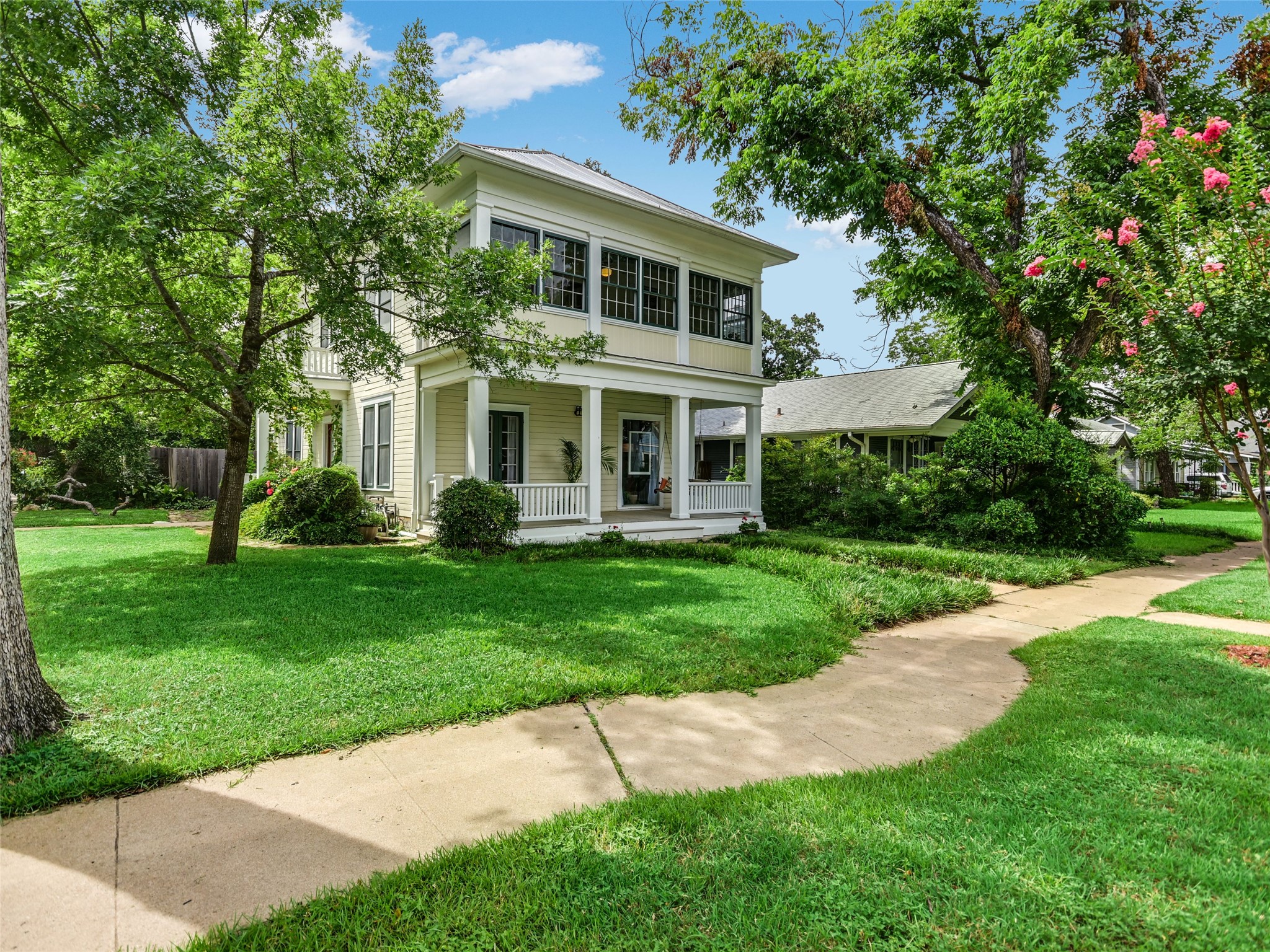 200 West 40th Street Austin, TX 78751 - Photo 26 of 40