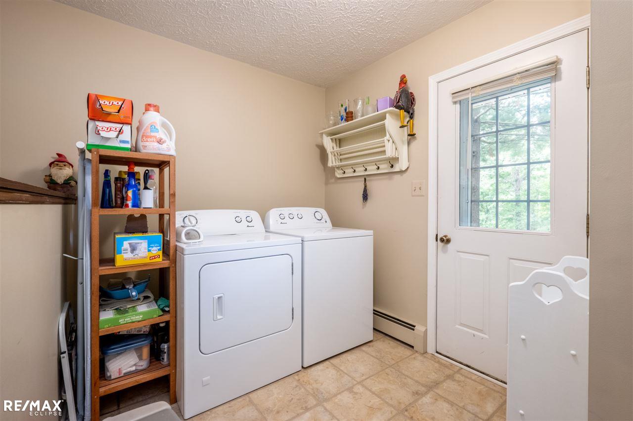 2965 West Drahner Road Oxford, MI 48371 - Photo 20 of 38 31387886-19.JPG